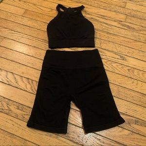 💛Fabletics Workout Set!